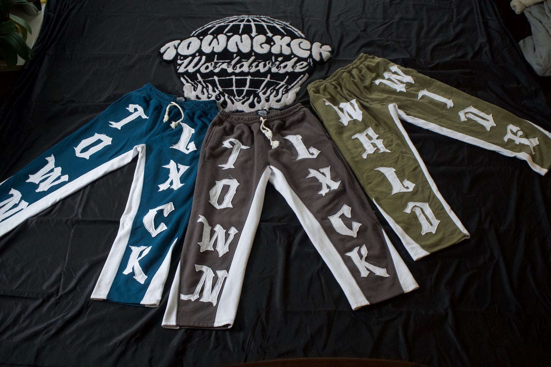 WORLDWIDE SWEATS